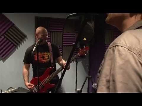 No Connection - Rebel Song (Official Video)