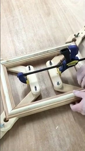 Perfect Picture Frame Clamp #woodworking