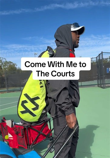 Come with me to the tennis court 🎾 Good vibes and love for the game. @slingerbag @volkltennis #ComeWithMe #TennisLife #OnTheCourt #tennisplayer #loveme