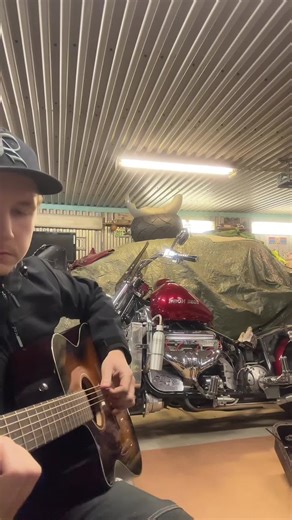 Use me - @Zach Top provar väll denna eftersom han ska till sverige😃#bosshossbike #fyp #zachtop #viral #sweden