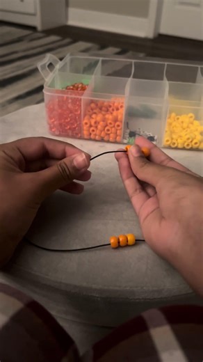How to make a ladder stitch #kandi #scene #scenecore #tutorial #idkwhattoputhere