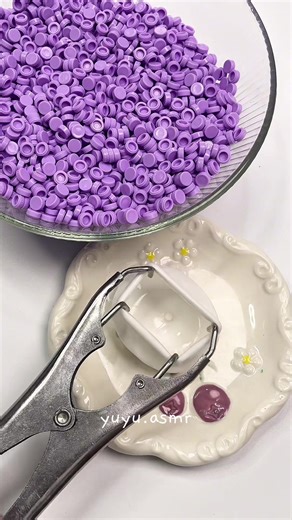 DIY Brittle Building Blocks for Stress Relief