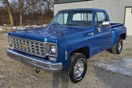 1976 Chevrolet K10 Scottsdale Stepside 4×4 3-Speed