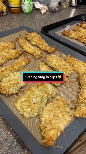 These clip videos are beginning to be my favorite to edit. Watching my beautiful family interact and go about their day brings me so much happiness. I hope everyone is enjoying the beginning of thanksgiving break. Goodnight 😴 #eveningvlog #familytime #familyof6 #blendedfamily #ilovemyfamily #dinnertime #homecooking #gratefulalways #godsway #goodnight