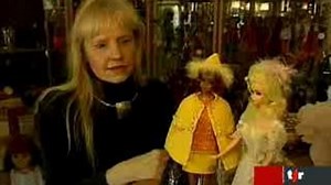 Bettina Dorfmann, "médecin" pour poupées Barbies à Düsseldorf - 19h30 - Play RTS