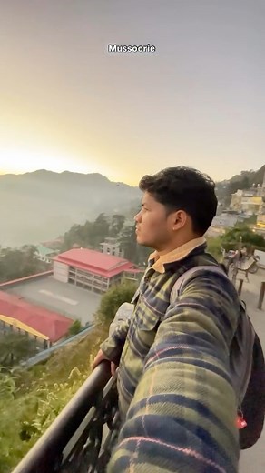 Mussoorie Vibes in November 🍁 | Winter Line Magic from Mall Road ✨ Mussoorie, the Queen of Hills, looks absolutely magical in November! 🌄 Enjoy the stunning Winter Line view and the lively vibes of Mall Road in this short clip. Shot during a peaceful evening — perfect for travel lovers & mountain vibes! 📍Location: Mussoorie, Uttarakhand 🎥 Month: November Don’t forget to like 👍, comment 💬 and subscribe 🔔 for more beautiful hill station views! #kartikuniyal #kartikuniyalvlog #mussoorie #win