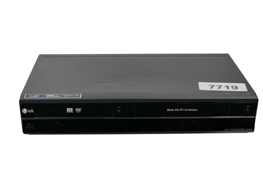 VHS Tape convert to mp4 digitalization service (computer files)