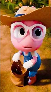 Bad Guy Uniqua takes corn & sings "Professional Farmer Guys!" #shorts