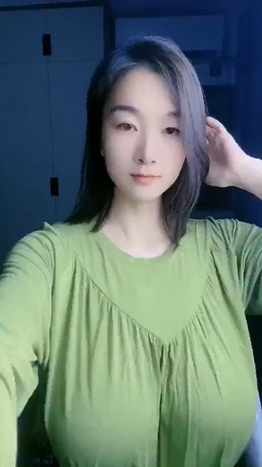 7K views · 28 reactions | Amazing Big Chest Girl #girl #plussize #bigandbeautiful #bigtits #bigchest #bigboobs #bigisbeautiful #bodypositive #selflove #confidence #reelsfb #reelvideos #viralvideos #viral #foryou #empowerment #loveyourbody | Amazing big chest girl | Facebook