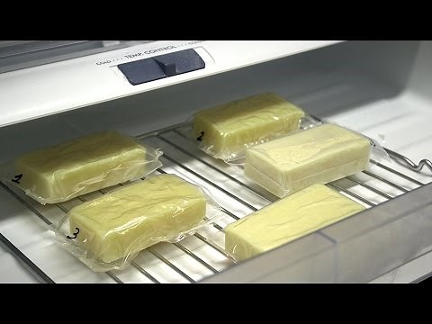 Edible food packaging made from milk proteins (video)