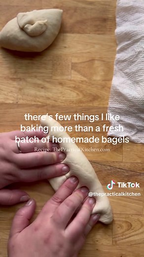 Traditional NYC-Style Homemade Bagels Recipe