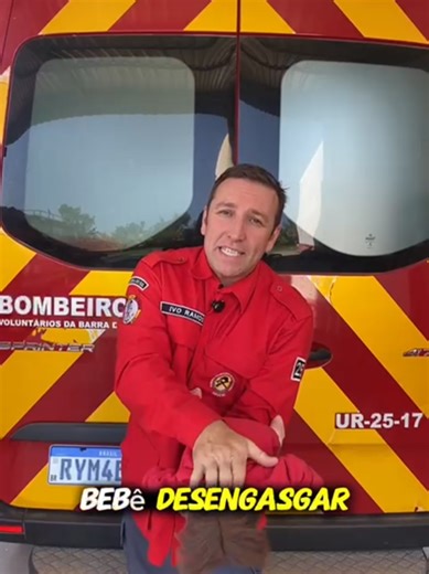 Como salvar um bebe engasgado #engasgo #salvar