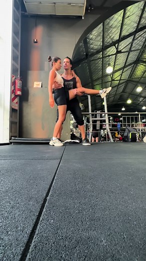 Aprende Trucos de Acro Duo con Agos