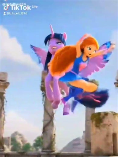 TWILIGHT SPARKLE DE MLP DA G4 VS BLOOM DE WINX CLUB #winxclub #mlp