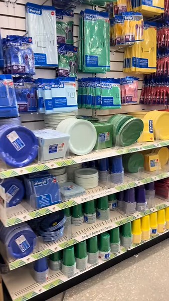 DIY Giant Paper Plate Flower Archway for Spring