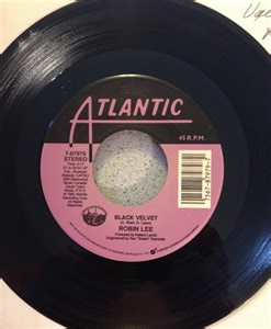 Robin Lee - Black Velvet