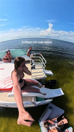 A full day of drinks, slides, and fun🩵🏝️🐬 9-5pm trip was so smooth these girls were a blast! Congrats to Stevie on getting married! 👰🏼‍♀️🌞 #crabislanddestin #emeraldcoastellie #trending #crabisland #destinfl