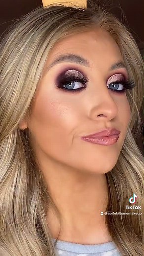 Little tutorial on this berry cut crease 🍇🫐✨ #foryoupage #fyp #makeup #makeupartist #cutcrease #undiscoveredartists #goviral