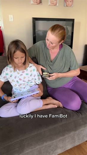 🙌🏼🤖 FamiSafe Chatbot is here to keep your family safe and secure online! #FamiSafe #Chatbot #OnlineSafety #DigitalParenting #parentinghacks #parentingtips #digitalparenting #parents #parenthood