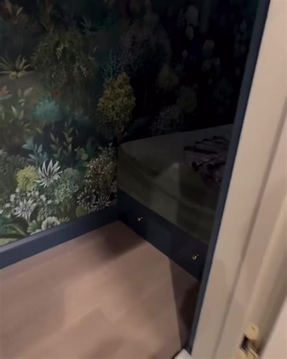What do you think, is this a cool idea? . . . #Rock983TheTwins #HiddenRoom #HiddenDoor #SecretRoom #Hiddenspace #SecretPassage #BendOregon #Cascade #CentralOregon #RockStation #KCAndRick | KC and Rick