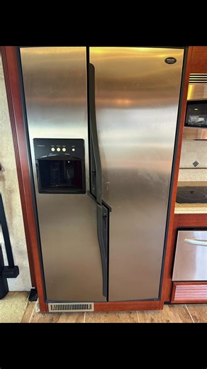 2009 Fleetwood Excursion 40X $69,900 call or text Josh at 606-627-8242 #daybrosrvsales #diesel #rvlife