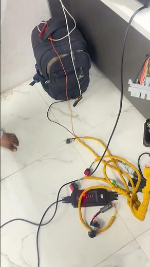 PERKINS ECM FLASHING THEN PROGRAMMING BY PERKINS EST SOFTWARE. #shortvideo