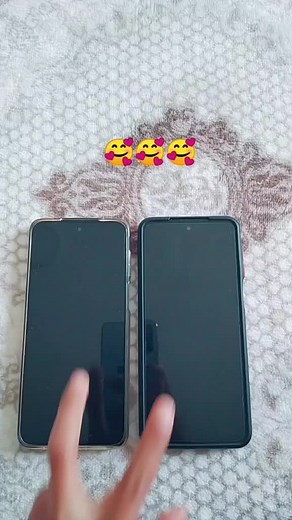 Animated Smartphone Characters Comparison Video