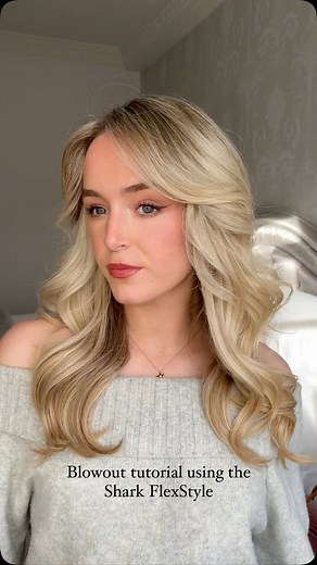 Christina Peart on Instagram: "blowout tutorial using the @sharkbeautyuk FlexStyle and @lorealpro Flex Pli Professional Spray 懶✨ #blowoutstyles #hairtutorial #airwrap #blowouthair"