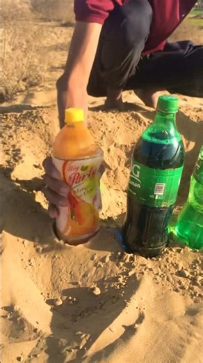 Extracting drinks 🥤 and food 🍱 in desert 🐪 #lifehacks #survival #outdoors #desert