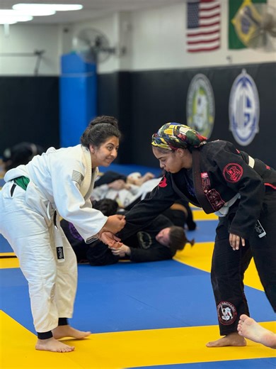 Machado JiuJitsu LakeHighlands | Rolls Rolls Rolls… our ladies having fun and pushing each other 🤩💪🏼🩷 Call us for a free trial class! 214-221-1977 🥋 Carlos Machado Jiu... | Instagram