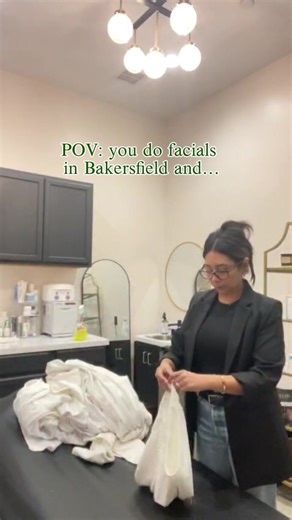 POV: you perform facials with love and technique ✨ Your most loyal client reacting to the results: 👏 Because it’s not just a facial, it’s care, consistency, and visible results 💖 📲 Book your appointment 📍 Bakersfield #SkinCare #ProfessionalEsthetician #Facials #SkinCare #CapCut