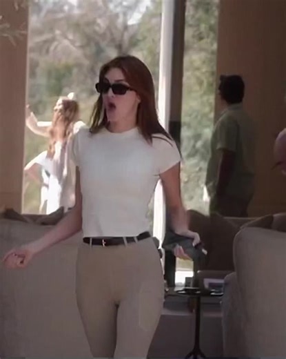 Kendall Jenner Mood Edit: Express Your Funky Side