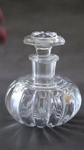 Antique Glass Bottle - Pillar Cut Perfume Bottle circa.1820s-30s.