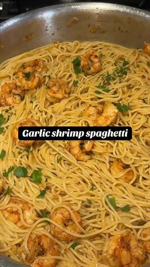 Garlic Shrimp Spaghetti Simple, garlicky goodness 🍝🦐 This garlic shrimp spaghetti comes together in minutes but tastes like something special. Perfect for a cozy night in with a glass of wine 💛 Ingredients: * 1 lb shrimp, peeled and deveined * Salt, to taste * Lemon pepper seasoning, to taste * Garlic powder, to taste * Paprika, to taste * Olive oil * 4 tbsp butter * 1 shallot, minced * 5 cloves garlic, minced * A handful of fresh parsley, chopped (plus more for topping) * 8 oz spaghetti * Pa