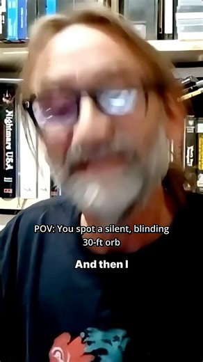 A 14‑year‑old's silent, blinding orb — chasing a 30‑ft hovering light with no sound