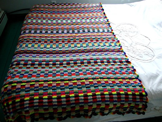 How to Make a Scrapghan: Crochet a Throw or Blanket From Yarn Scraps
