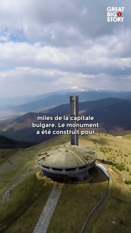 Exploration de Buzludzha, le monument communiste abandonné de Bulgarie