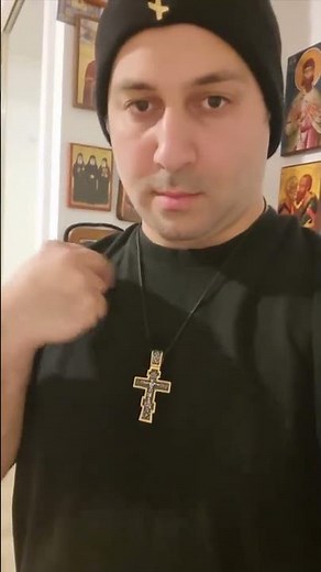 The Correct Way to Make the Sign of the Cross