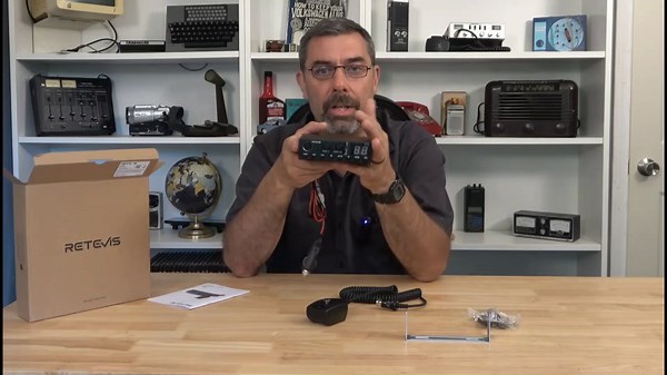 Retevis MB2 AM/FM Professional CB Radio, 40 Channels Mini Radio, Easy to Operate, Squelch Knob ASQ, VOX, Auto-Scan, CB Mobile Radio for Truckers, Black