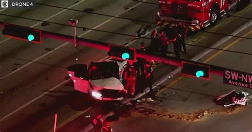 Violent Fort Lauderdale crash that injured 3 people caught on video