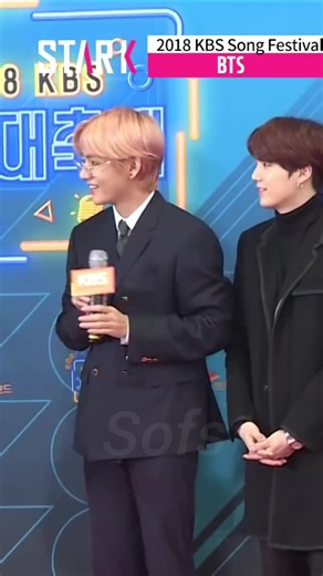 Jungkook Avoids the Microphone: Funny BTS Moments with Jungkook