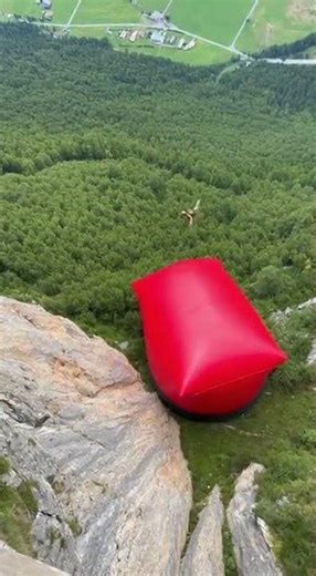 Perfect Drop… Then The Wildest Rebound Ever 😱