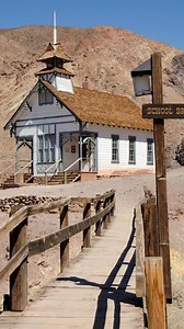 This week on the Travel with Rick Steves radio show and podcast: American road-trip afficionado Jim Hinckley recommends Old West ghost towns to visit before they fade away. Then Irish singer Cathie Ryan explains — and demonstrates — how Ireland remembers its heroes in song. And journalist Carl Hoffman lets us in on what he’s concluded after researching the disappearance of Michael Rockefeller, who vanished in 1961 while on an art-buying expedition in the jungles of New Guinea. Find your local st