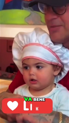 Mamma, papà e tablet: la cena che conquista tutti! #shorts