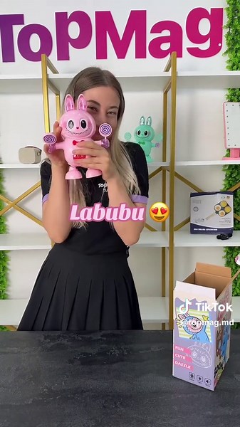 🎉 NOUTATE adorabilă la TopMag! 🎉 😍 Avem în stoc celebrul Labubu care dansează! 🐰💃 Face mișcări haioase, luminează și aduce zâmbete garantat – perfect pentru cadouri sau pentru colecția ta! 🎁✨ 📦 Grăbește-te, stocul e limitat! 🛍️ Comandă acum pe TopMag.md sau vino în magazin! #LabubuDansator #TopMagNoutăți #CadouPerfect #JucăriiCool #ViralPeTikTok #LabubuMoldova #TopMagMagic #labubu