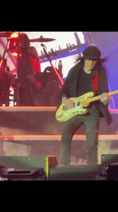 The best footage I filmed of Mick mars live on the 2022 USA tour such an incredible guitarist to watch front row Mötley Crüe Fans Mötley Crüe -est.1981 Motley Crue Fans #live #motleycrue #usa #tour #mickmars #guitarist | Looks That Kill - Mötley Crüe Tribute