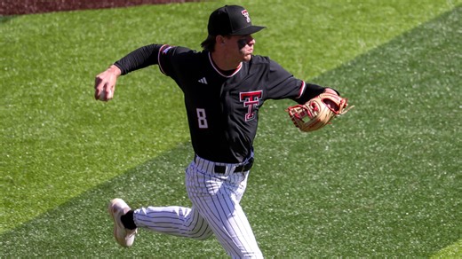 Arizona raps 17 hits, evens Big 12 series vs Texas Tech baseball team