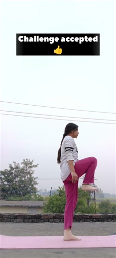 Shoulder tap challenge accepted 👍 #Yoga #DailyPractice #challenge #ChallengeAccepted YouTubeShort