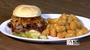 42K views · 147 reactions | Grinders Pizza offers specialty New-York pizzas, sandwiches and world-famous “death wings.” And all of it is delicious! We recently stopped by Grinders to chat with STRETCH, try the food and the death sauce, as part of Taste and See. | KSHB 41 | Facebook