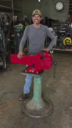 Mounting the Fireball Tool Hardtail Vise for Metalworking